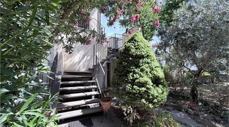 PINEROLO centro storico ESCLUSIVO con ampio giardino privato e box quadruplo!