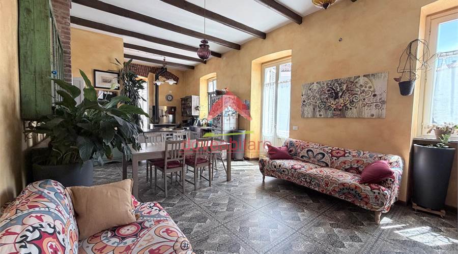 SALONE DOPPIO